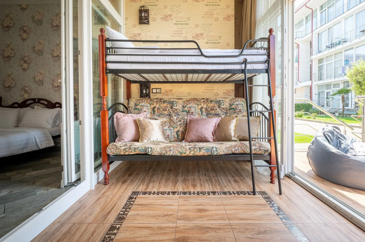 Апартаменты Red apartments Екатерининский Квартал Афродита