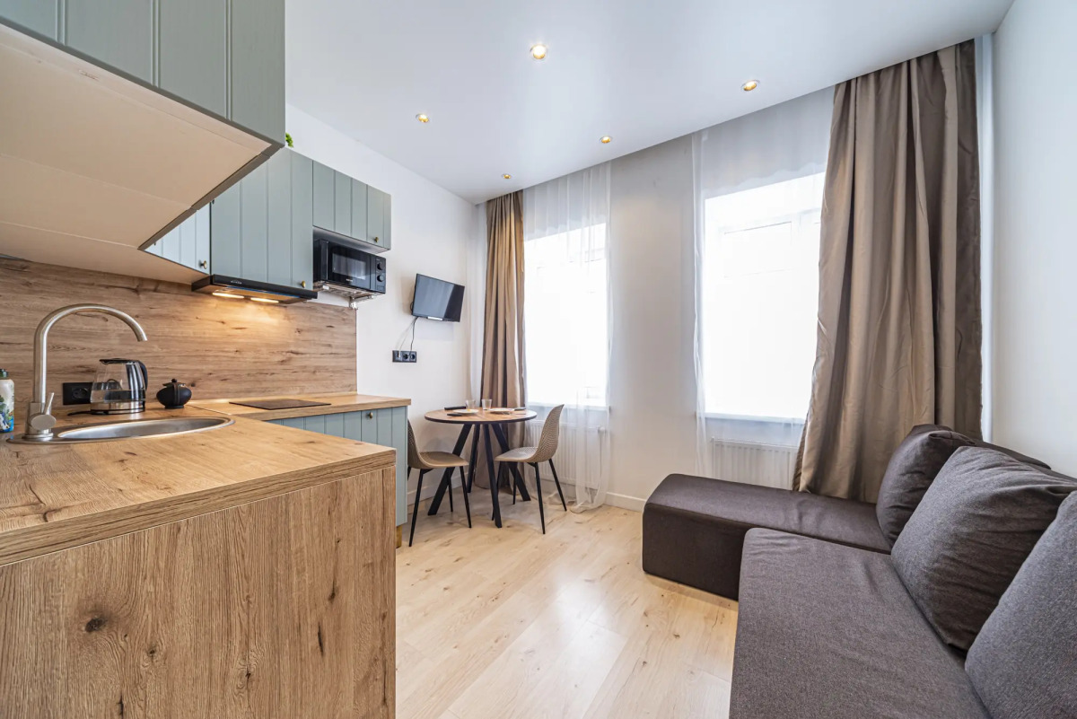 Апартаменты на 4 линии Васильевского Острова 51