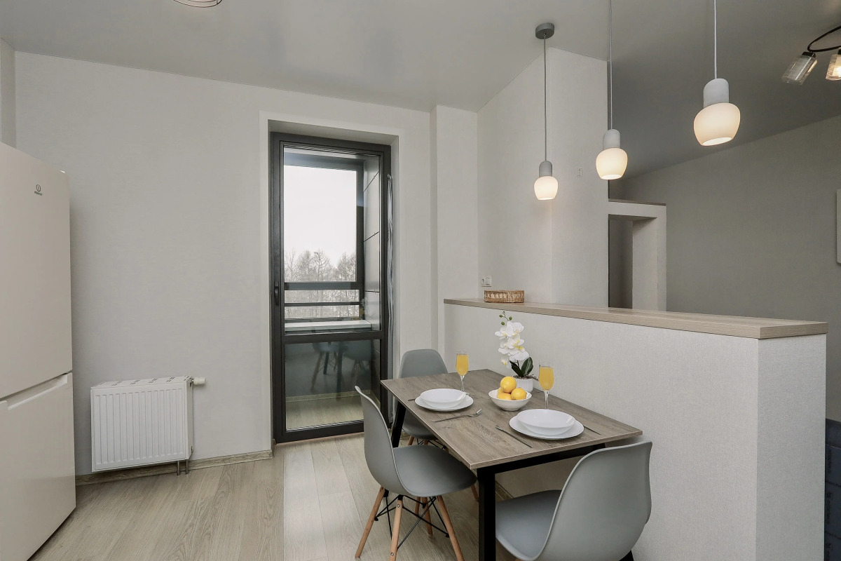 Апартаменты в ЖK Kолизeй c видом нa пруд.