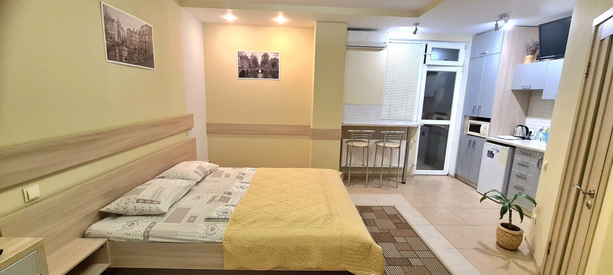 Апартаменты Парк Отель с Видом на Море и Парк Победы