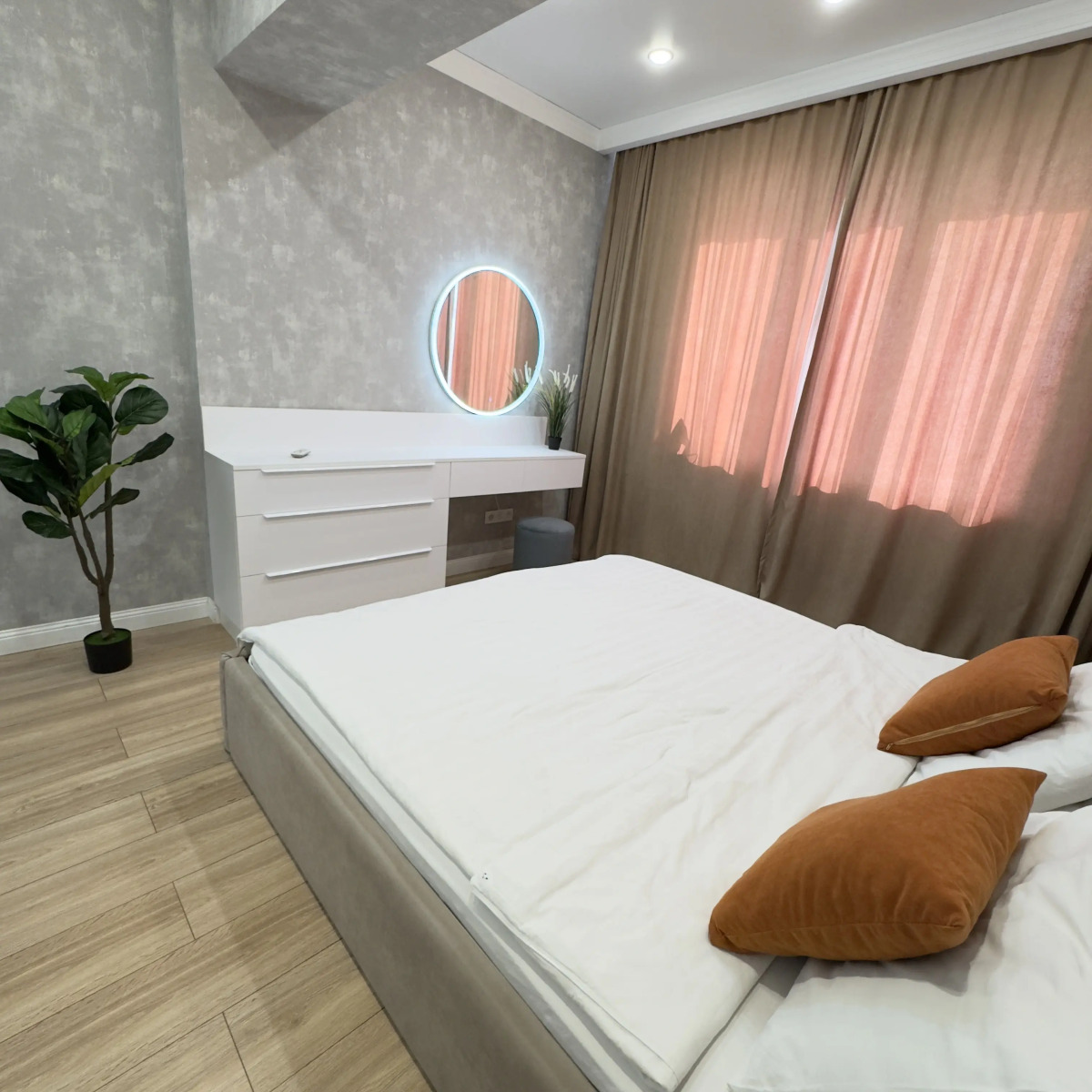 Апартаменты Great cozy Apt in the heart of the city