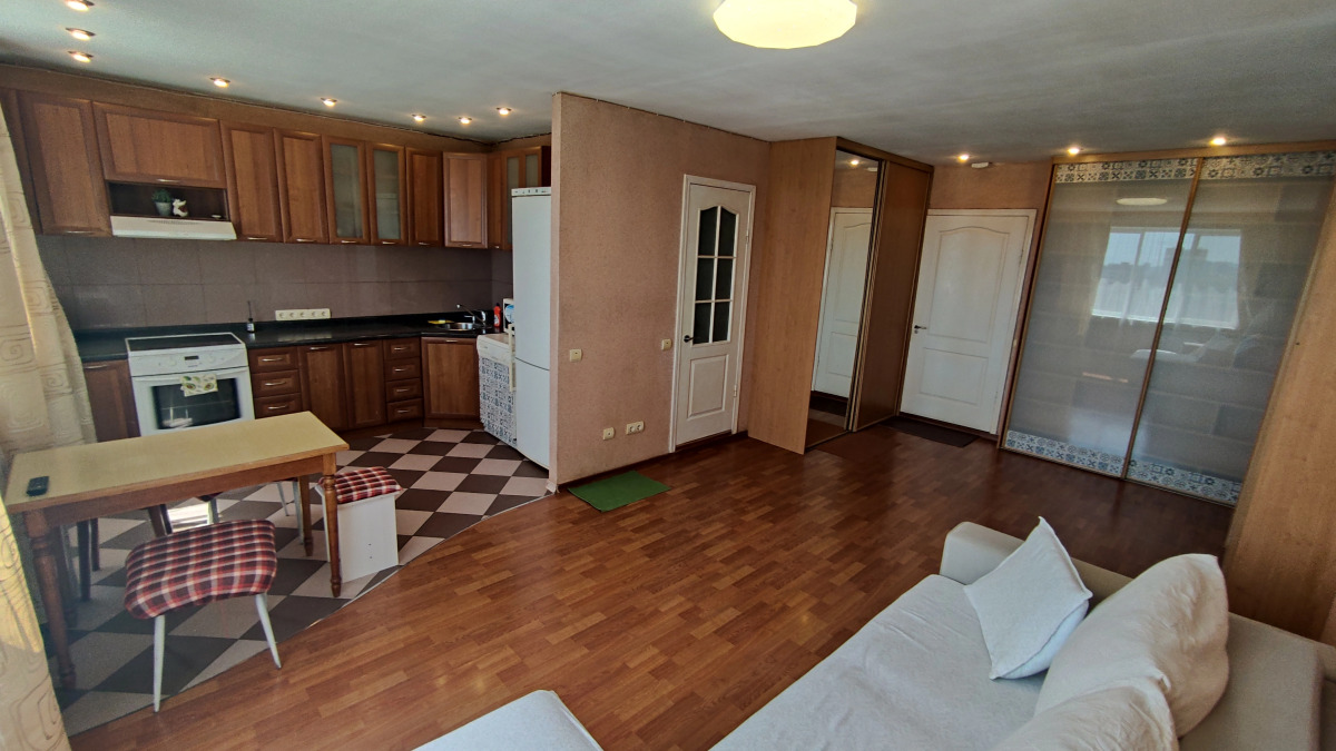 Квартира 10 мин до центра, уютно, чисто, ванна для двоих