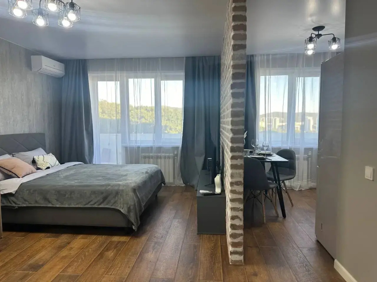 Апартаменты Уютная студия в экологичном районе города