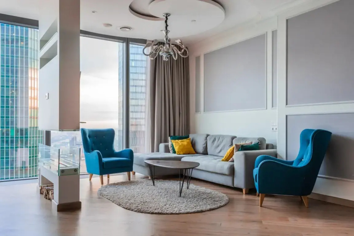 Romantic apart on 71 floor