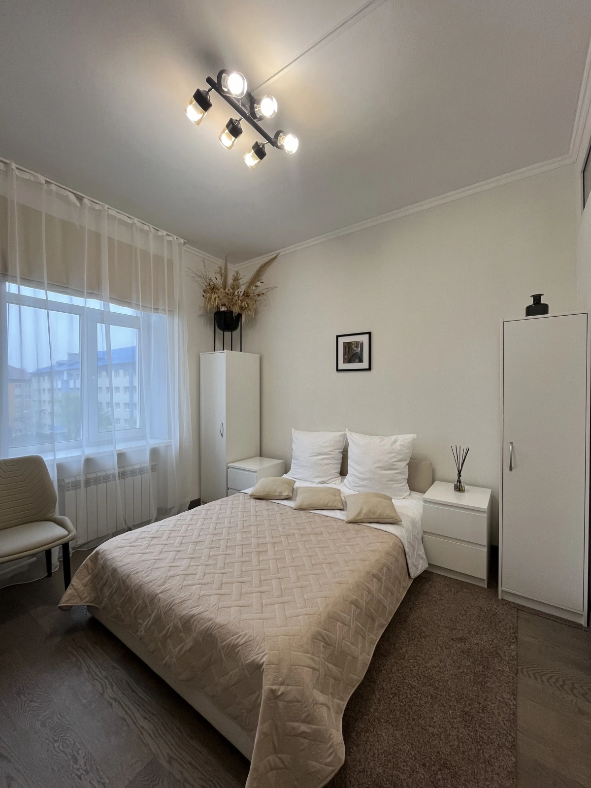 Меблированные комнаты Меблированные  Апартаменты на Авраменко 15а