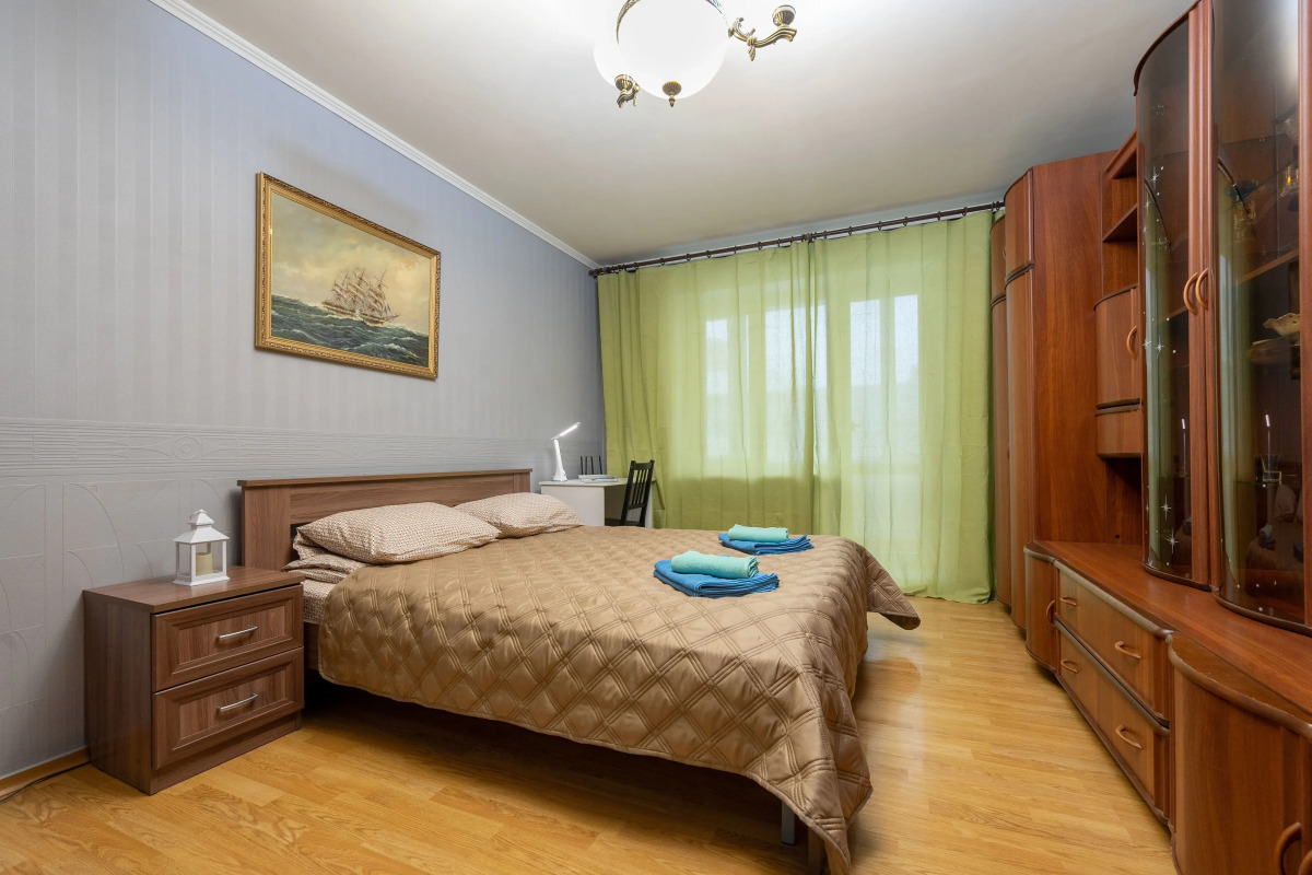 Апартаменты на Комендантском проспекте 11