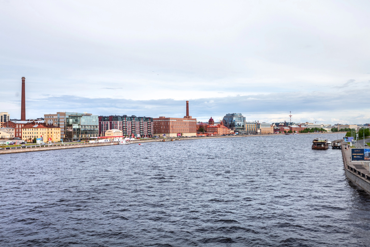 Квартира Dubrovskiy apart в доме бизнес класса на набережной Невы