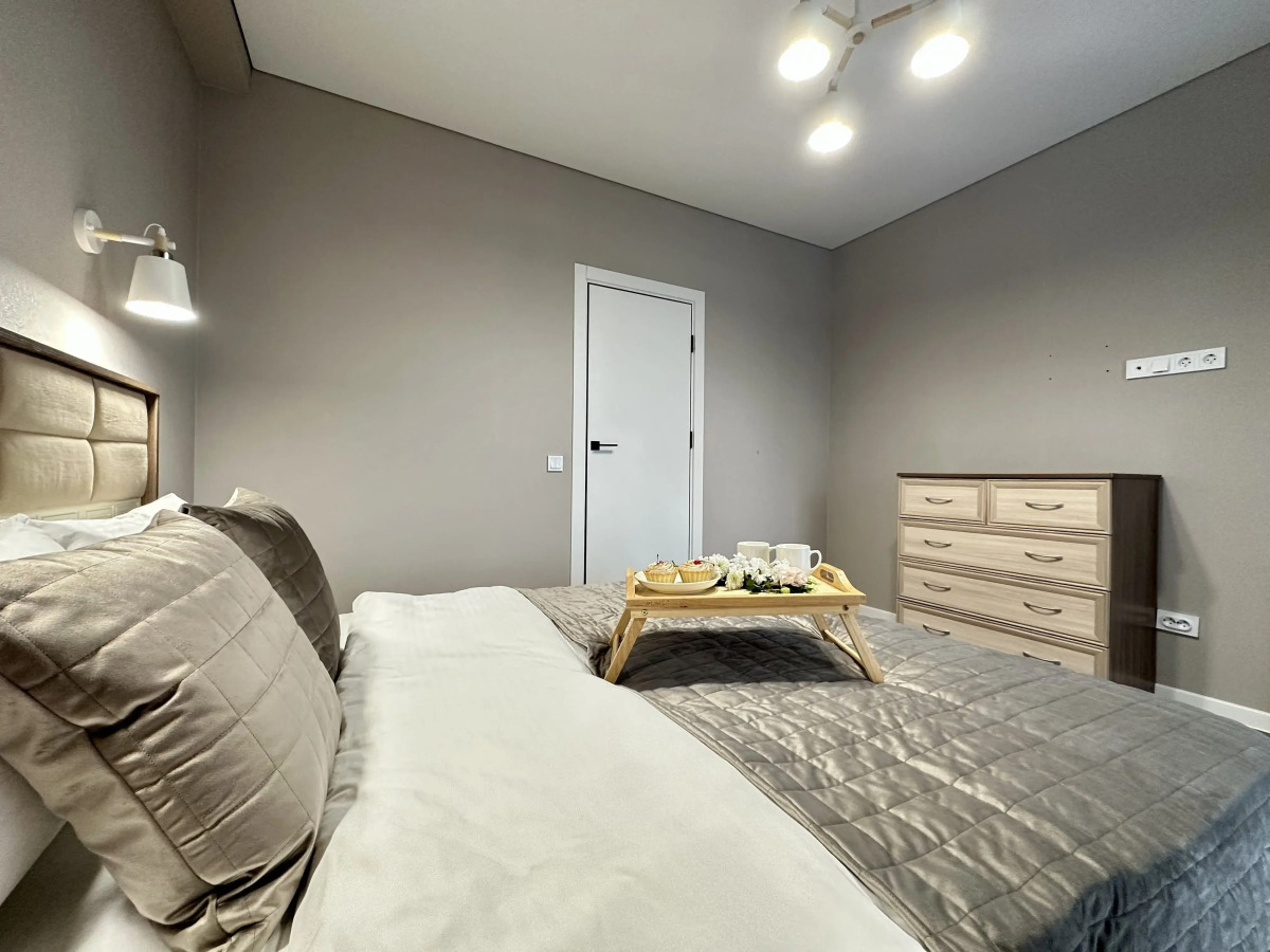 Квартира с панорамным видом на город и Русский мост