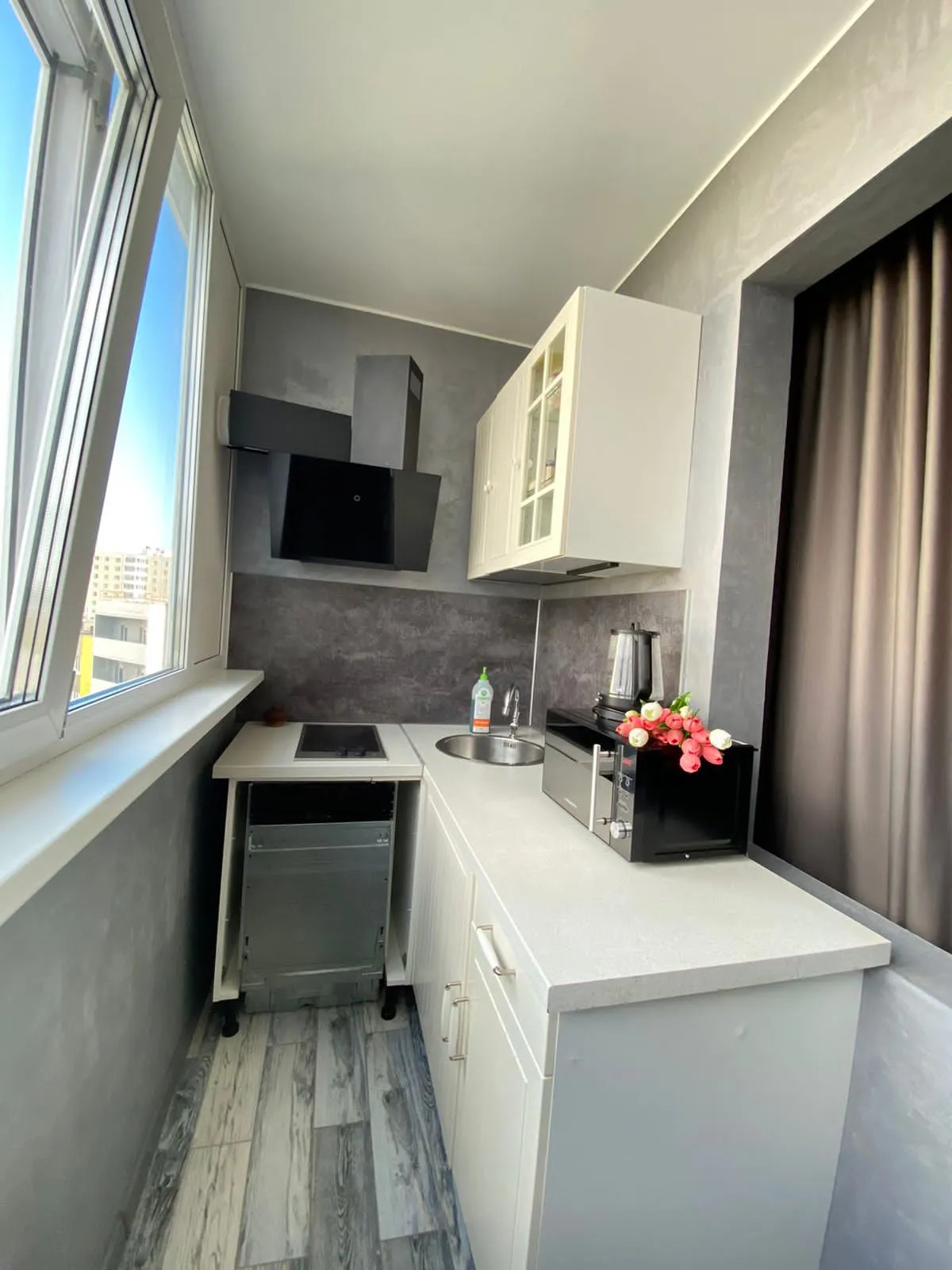 Квартира на Иосифа Каролинского 16