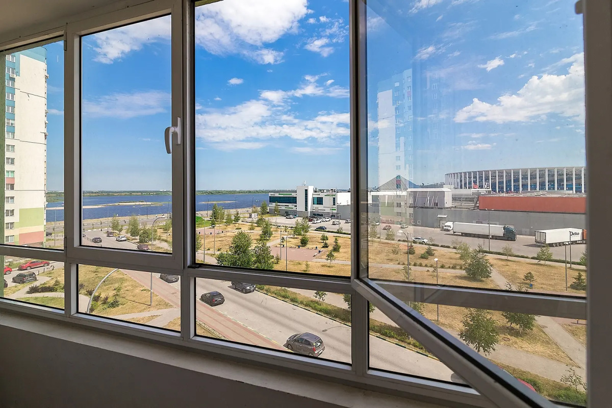 Апартаменты на Волжской набережной 26, с видом на Волгу. м.Стрелка. Сова-Дом