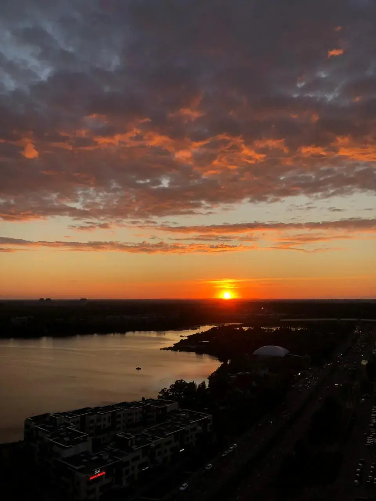 Апартаменты Белая Романтическая Студия с Панорамным Видом