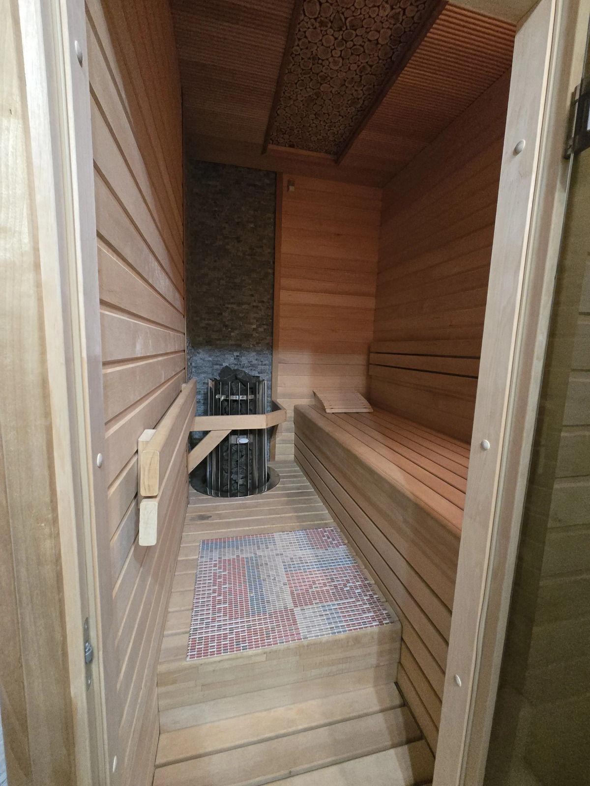 Апартаменты у озера с сауной