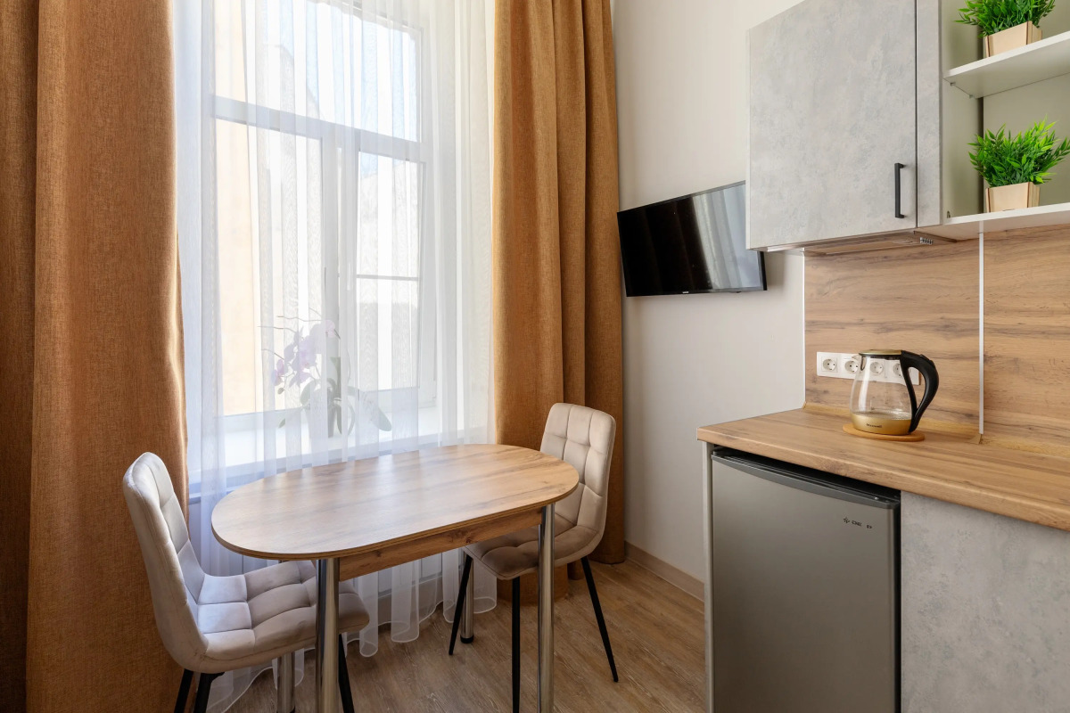 Квартира двухуровневая с парковкой в центре