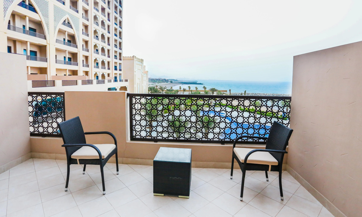 Al Bahar Hotel & Resort