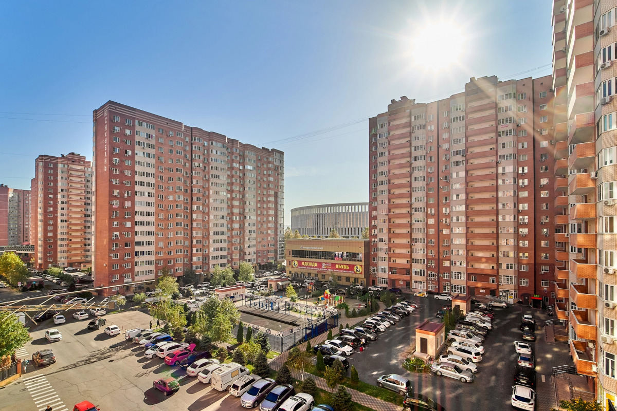 Квартира Апартаменты LikeHome Санрайз вблизи парка Галицкого