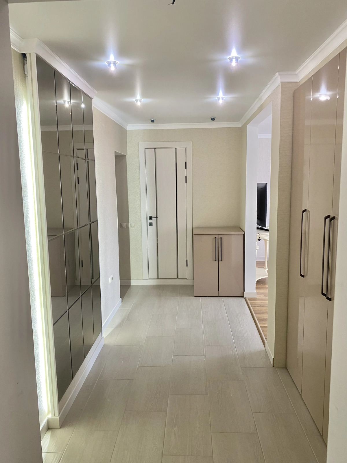 Квартира Просторная на Тихой Улице