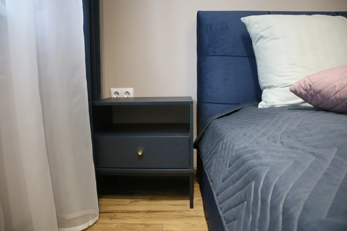 Апартаменты Уорхол - апельсин и капучино в интерьере с собственным двориком для BBQ в 10 минутах от центра