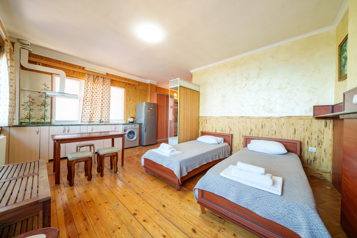 Отель Золотые Пески