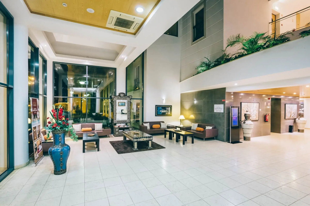 Отель Grand Muthu Forte do Vale