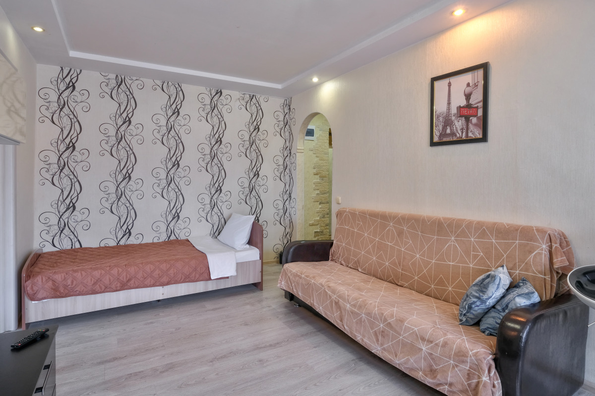 Апартаменты Воскресенская 92