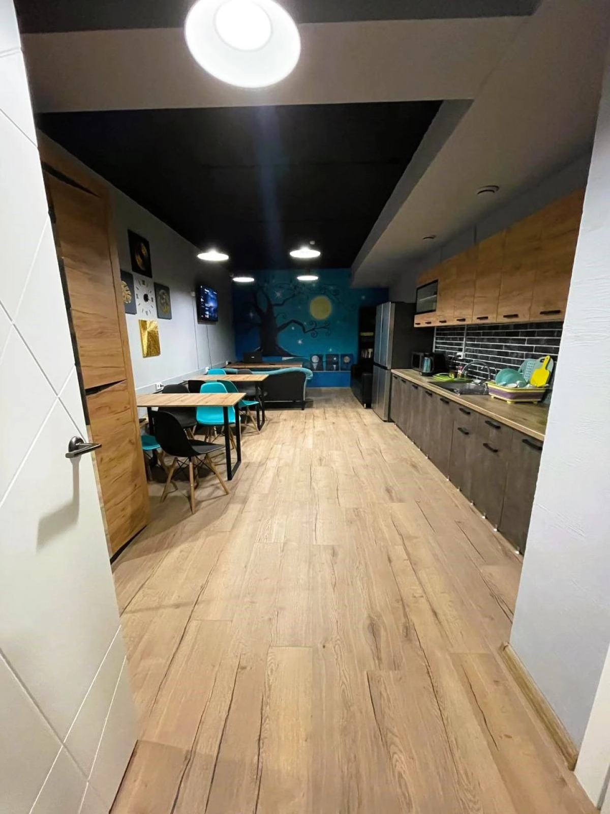 Хостел Moon Sky 24/7