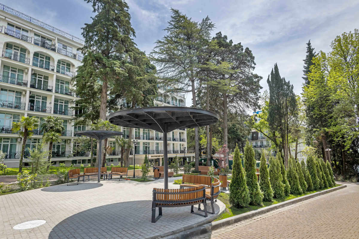 Апартаменты ApartAmore Покровский Парк улучшенный с Видом на Парк