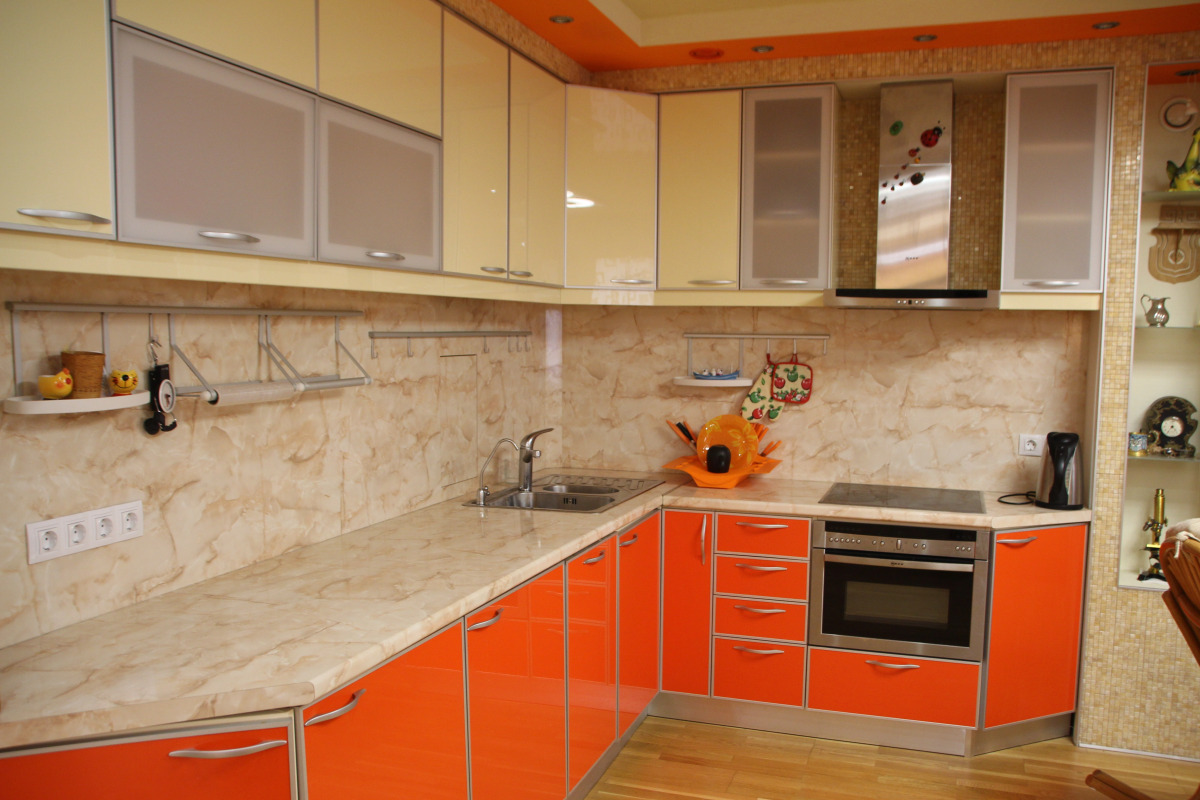 Апартаменты Веселая студия "Оранжевое настроение"