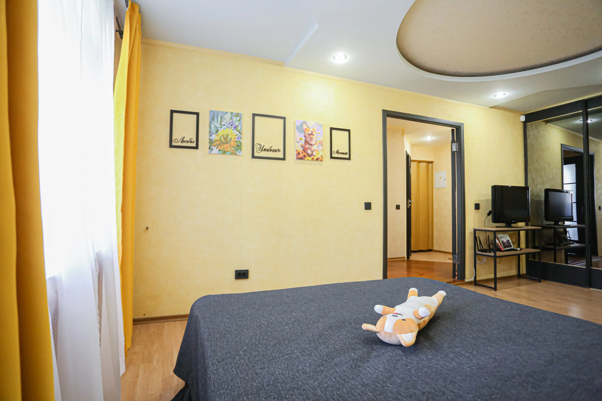 Апартаменты. У нас лучше, чем дома SunSet Родионова 193. КОРГИ