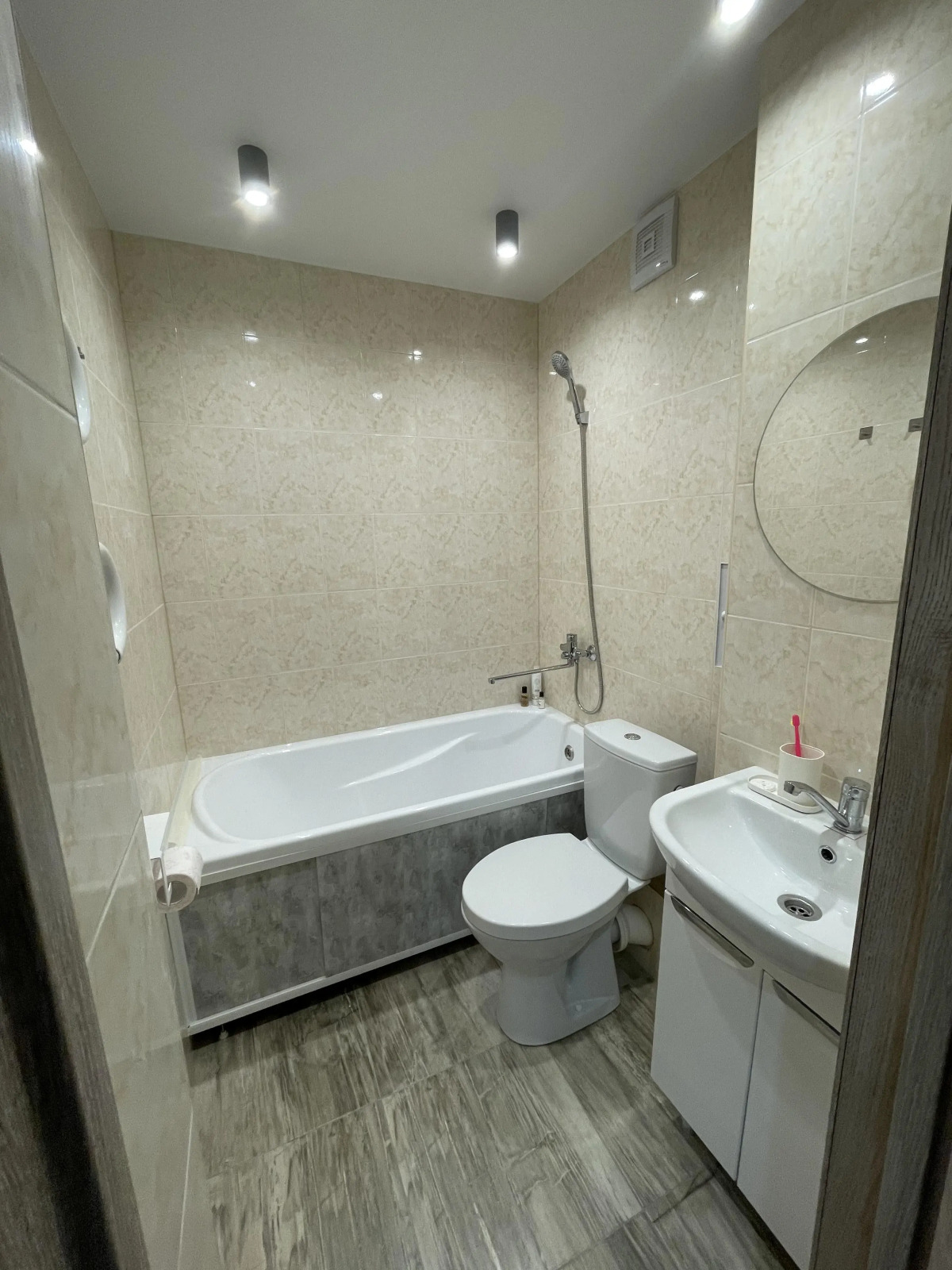 Апартаменты на проспекте Победы 6