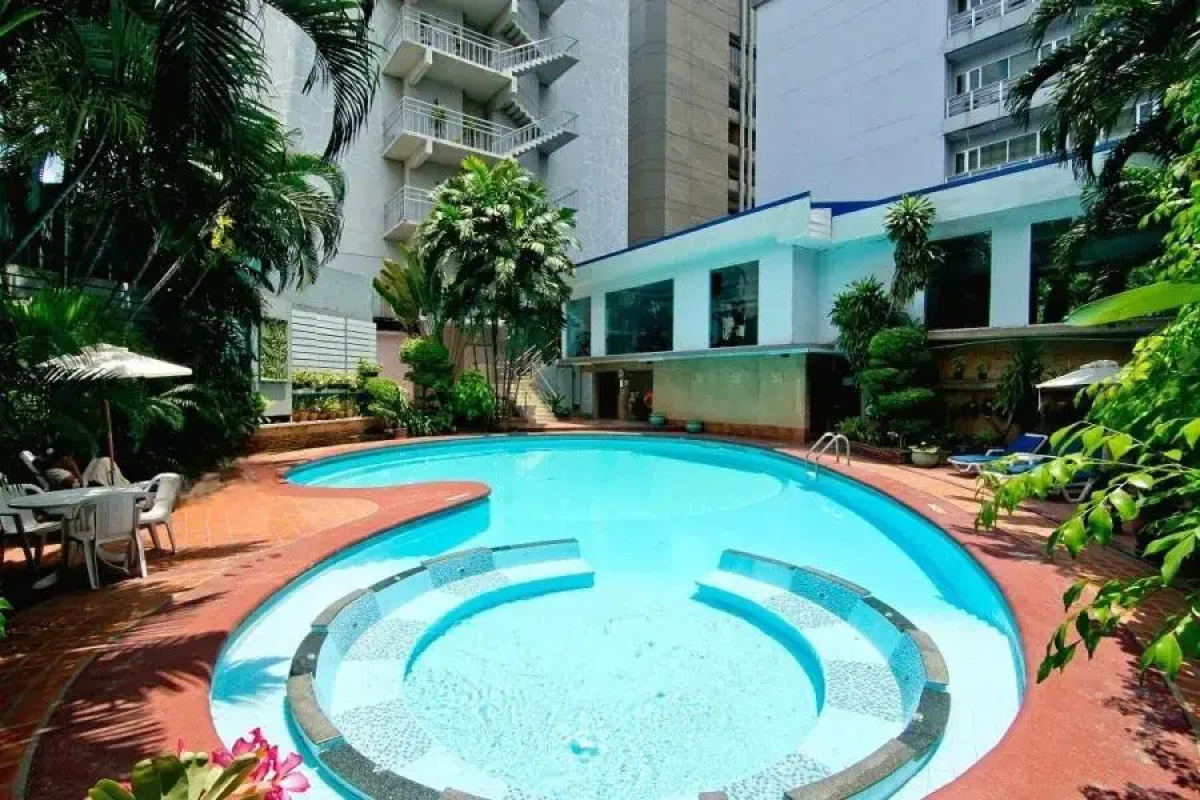 Отель Manhattan Sukhumvit Bangkok