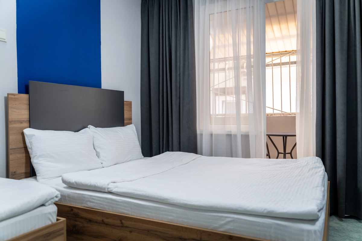 Отель Максим Парк-Лоо