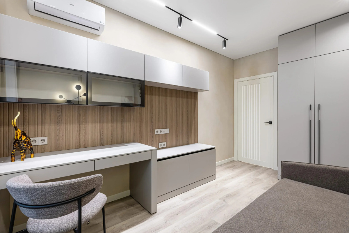 Квартира большая 4-х комнатная LS Арт Центр