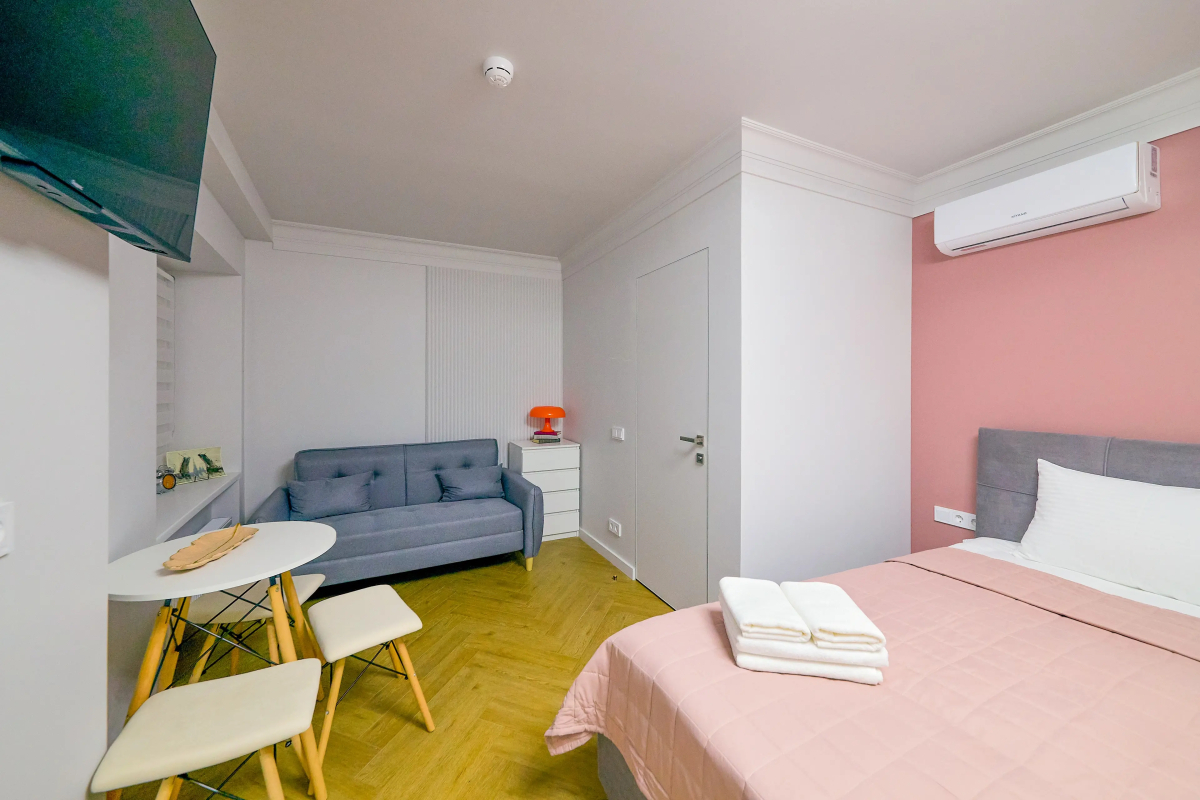 Отель Суворовский