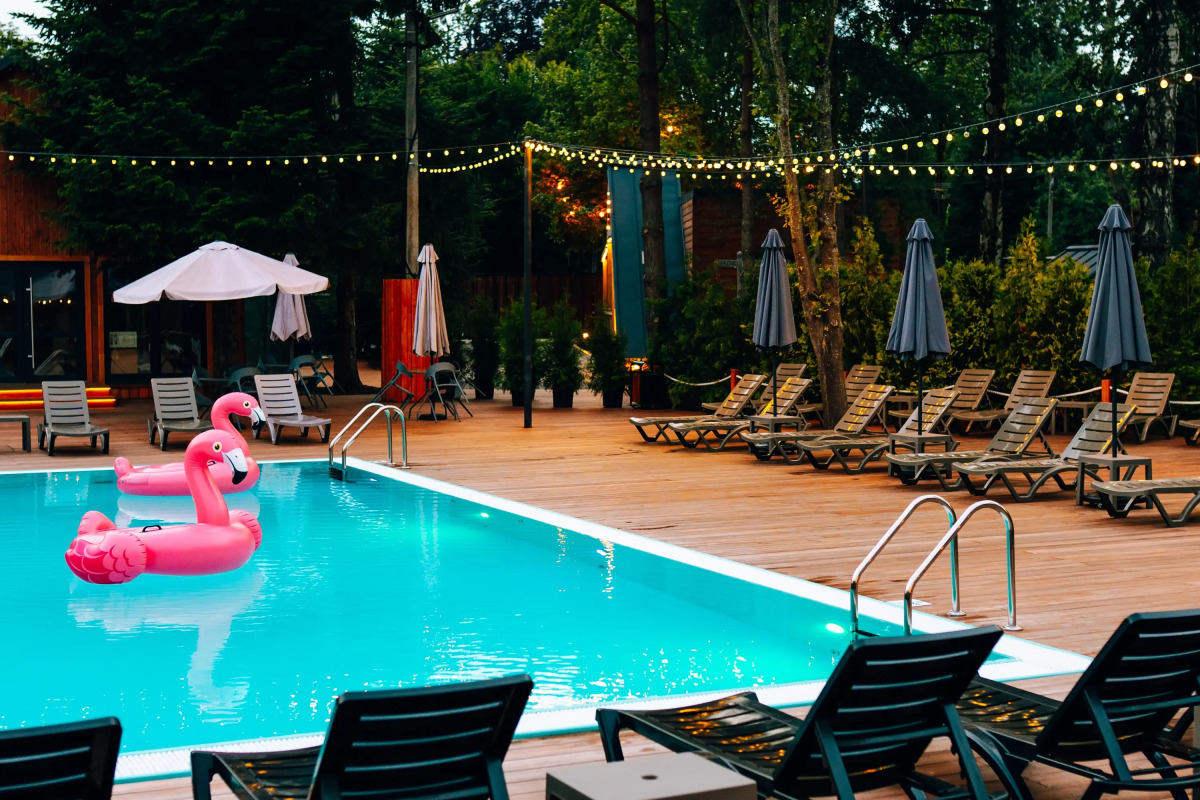 Глэмпинг Шалаш