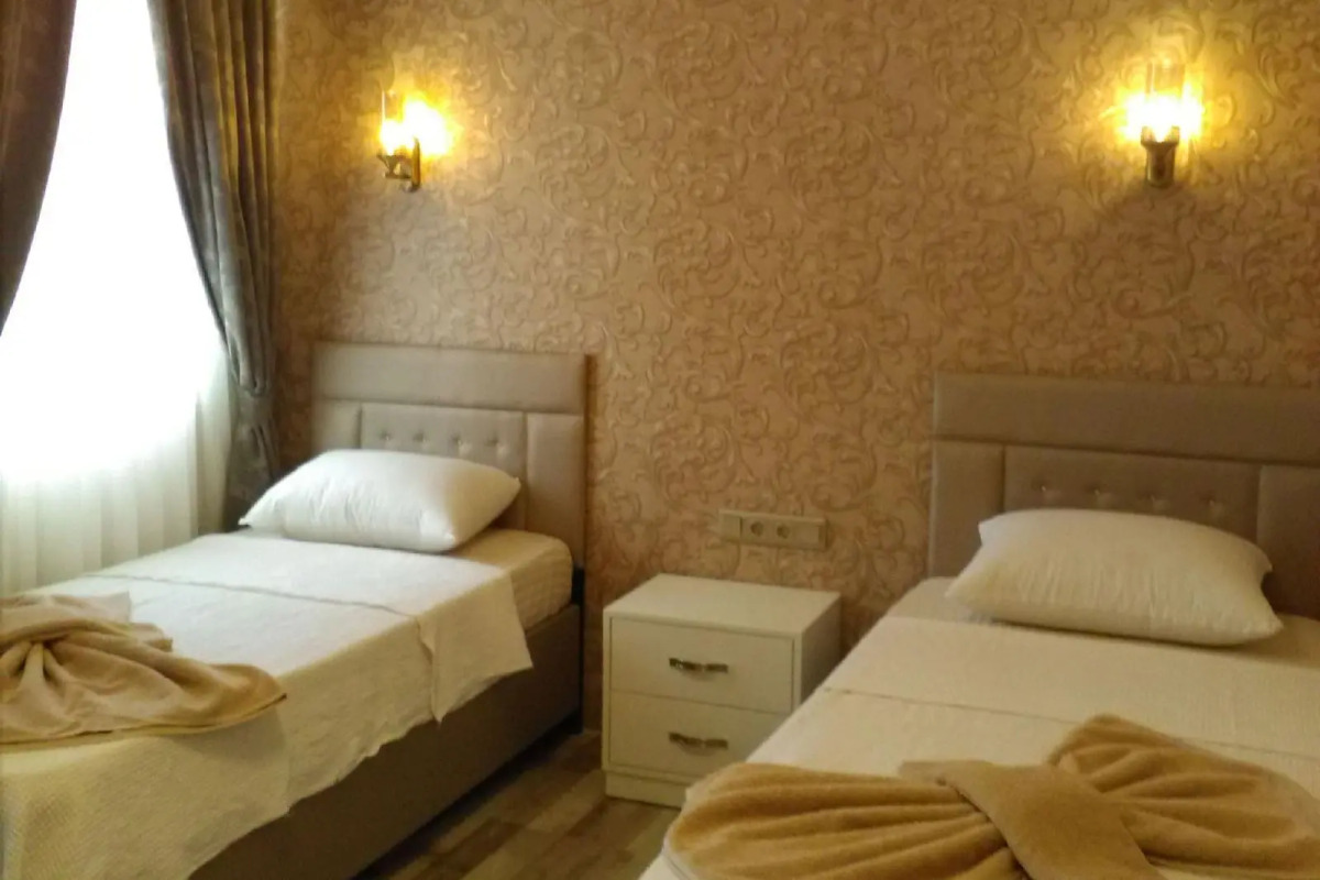 Отель Send Apart