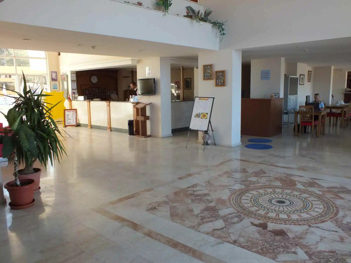 Апарт-Отель Tuntas Family Suites Kusadasi