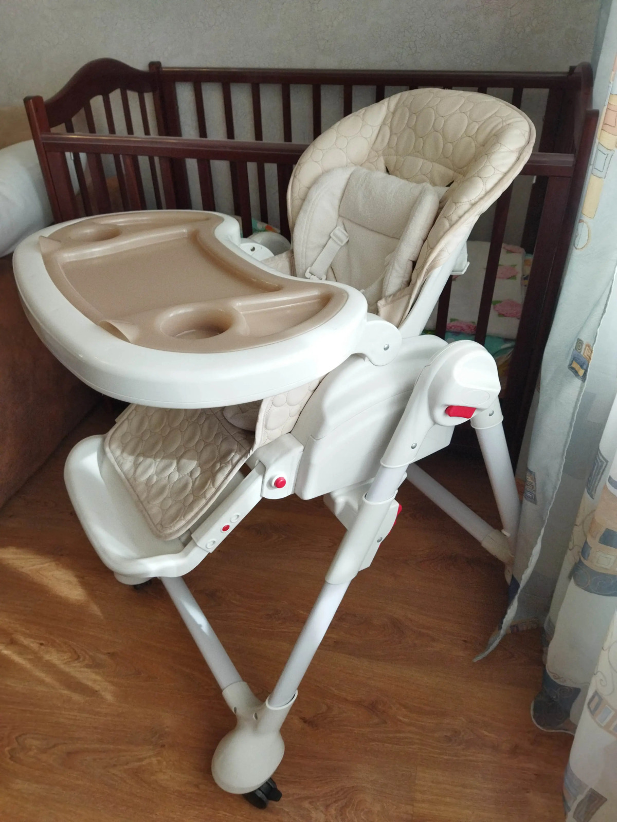 Квартира Двухкомнатная Квартира в Центре Западного, Идеально для Семей с Детьми