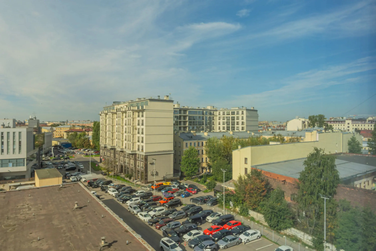 Апартаменты рядом с Невой