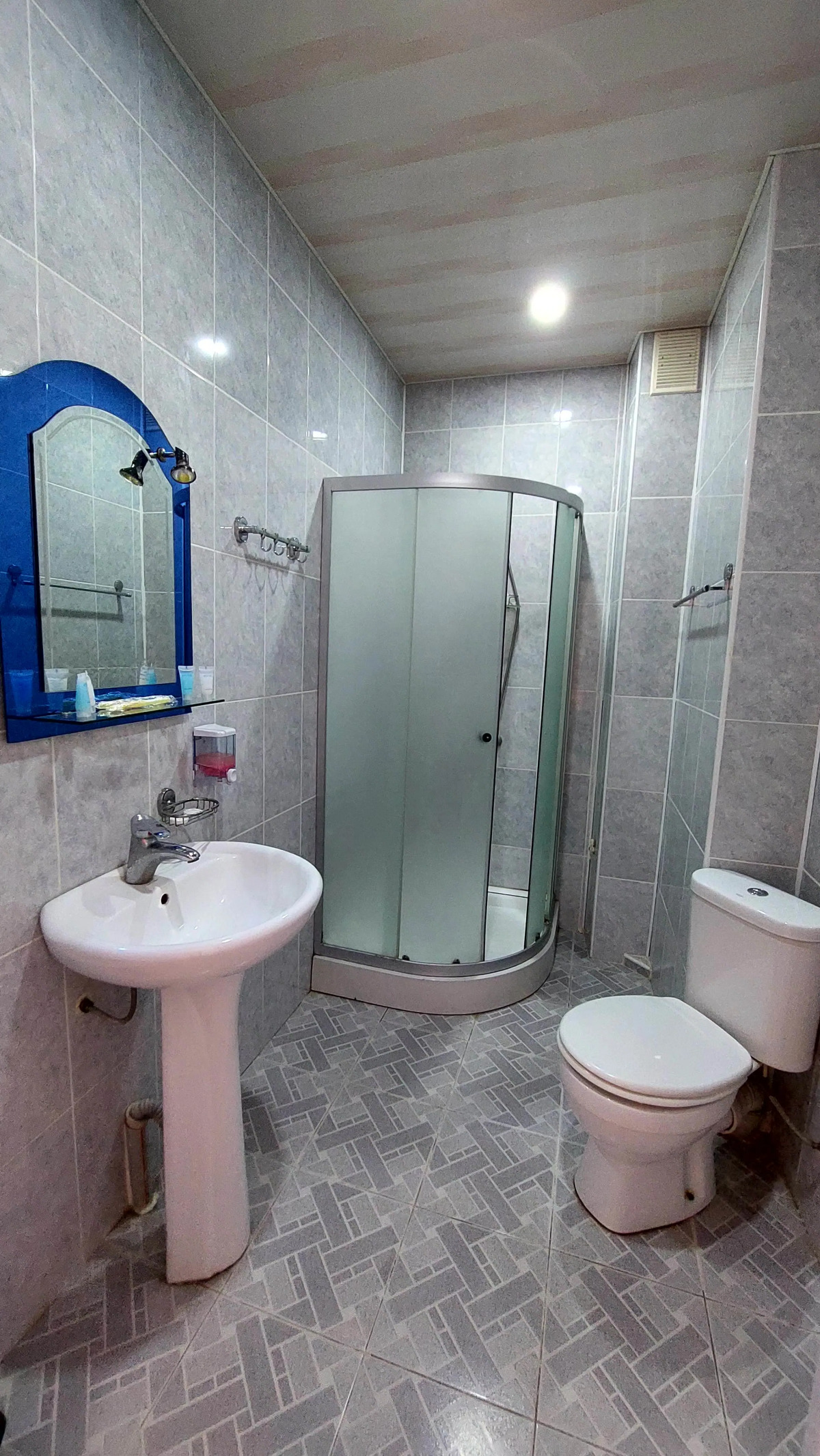 Отель Max Comfort