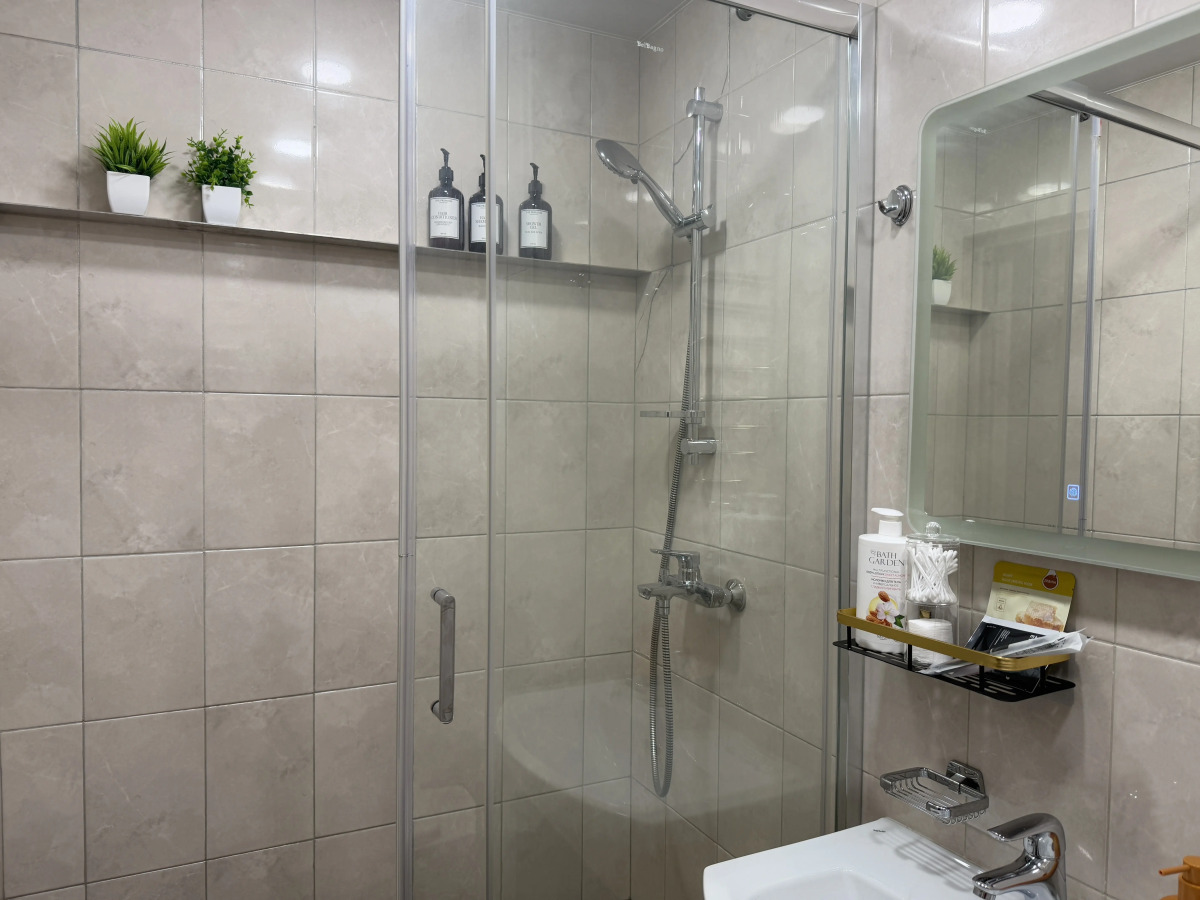 Апартаменты Роскошные двухуровневые студия недалеко от метро ЗИЛ