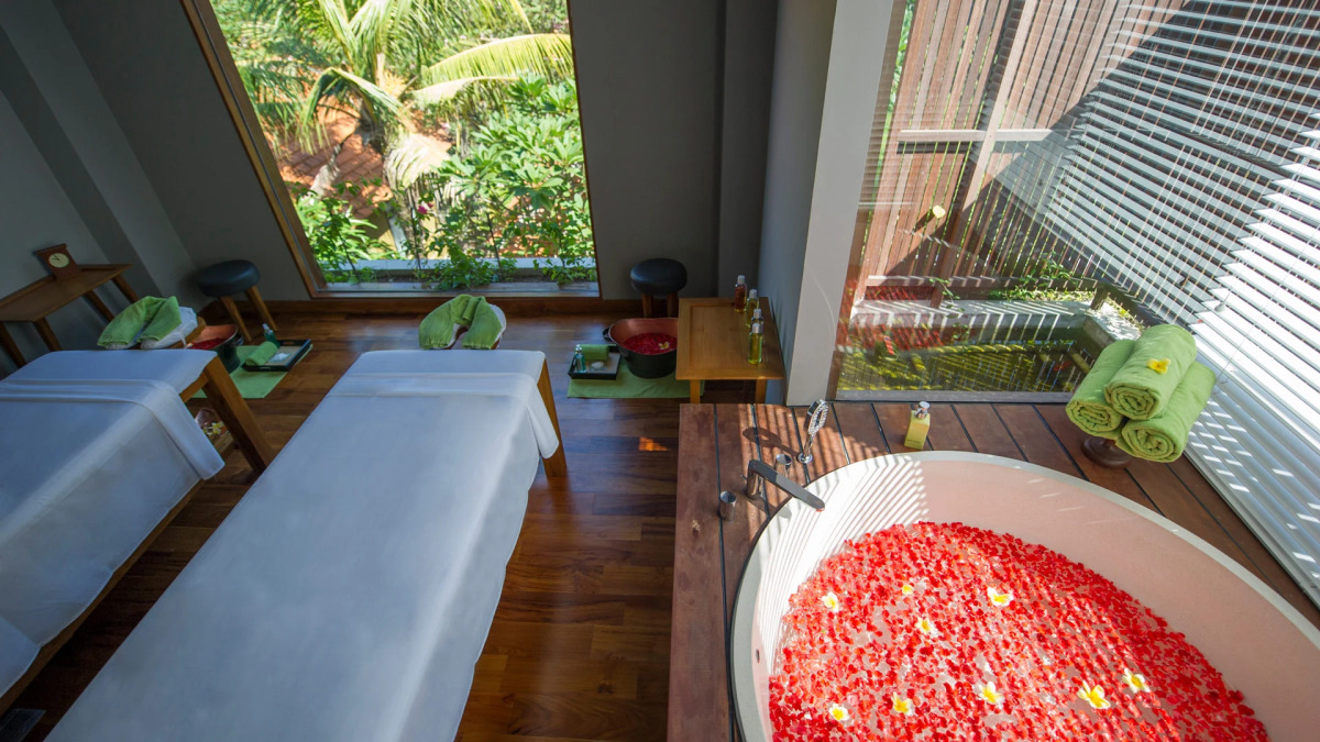 Отель Maya Sanur Resort & Spa