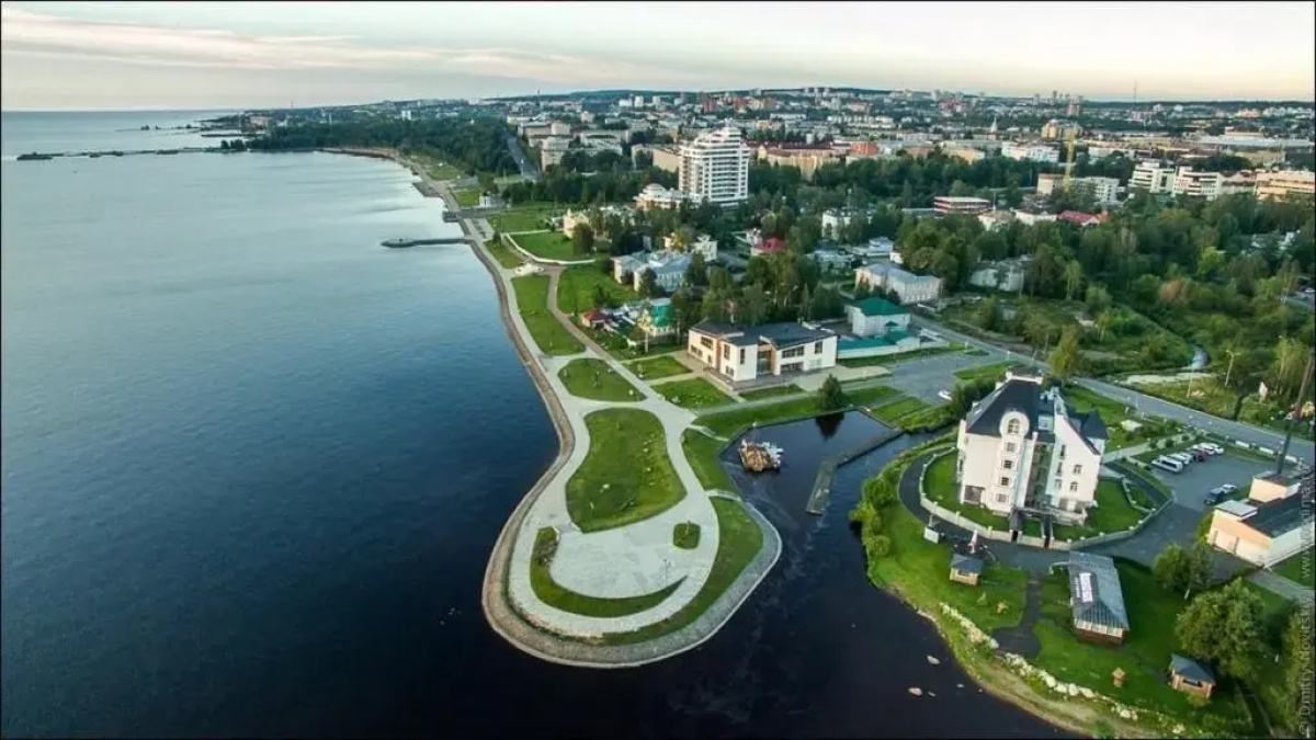 Апартаменты Live in Karelia на Федосовой 27