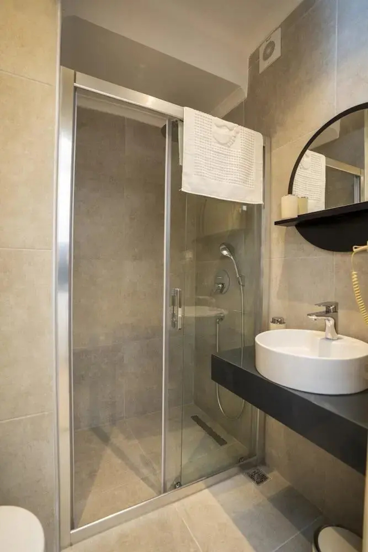 Апарт-отель Channel Suites