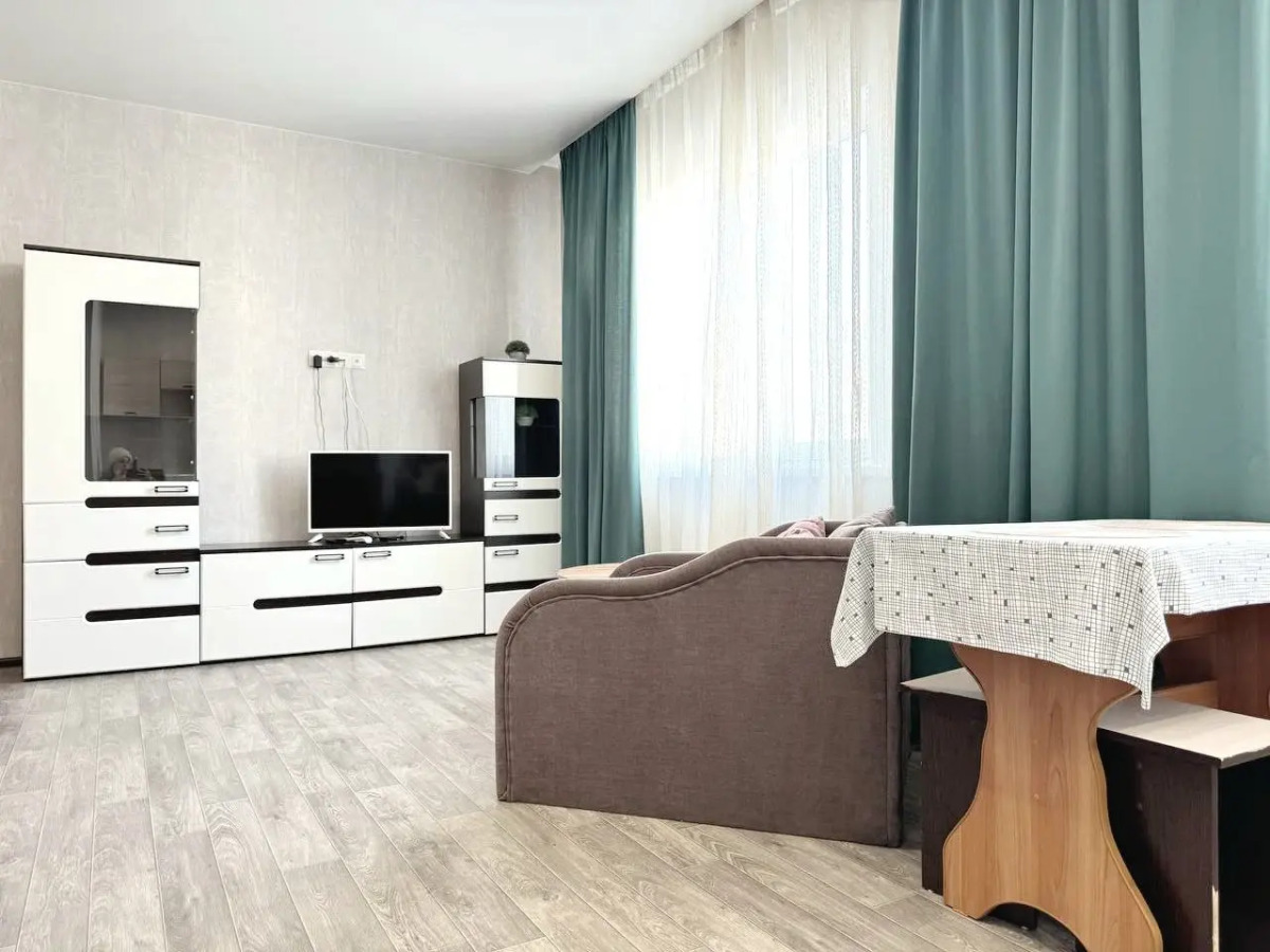 Квартира-студия однокомнатная на Притомском напротив Кузбасс-Арена