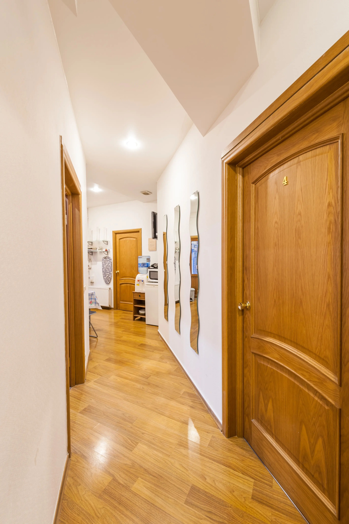 Меблированные комнаты Canny House