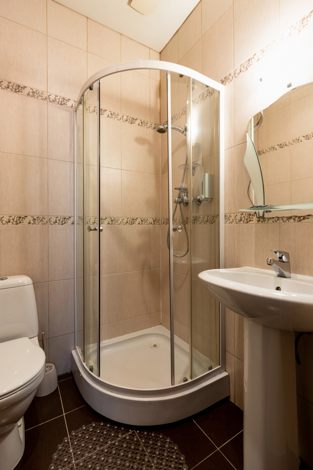 Меблированные комнаты Номера на Жуковского