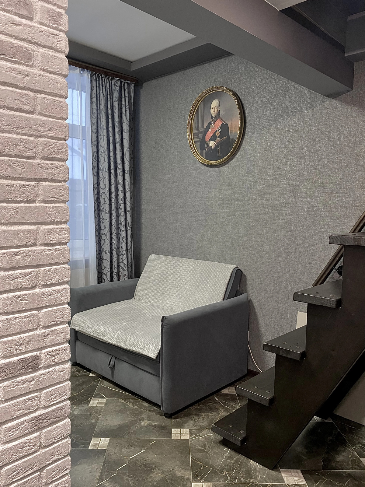 Апартаменты с отдельным входом на Нахимсона