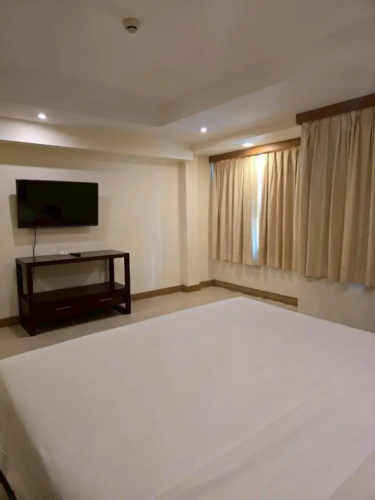 Отель Tropicana 