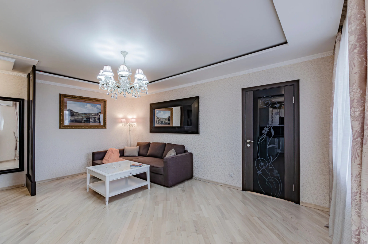 Апартаменты возле Баумана с парковкой