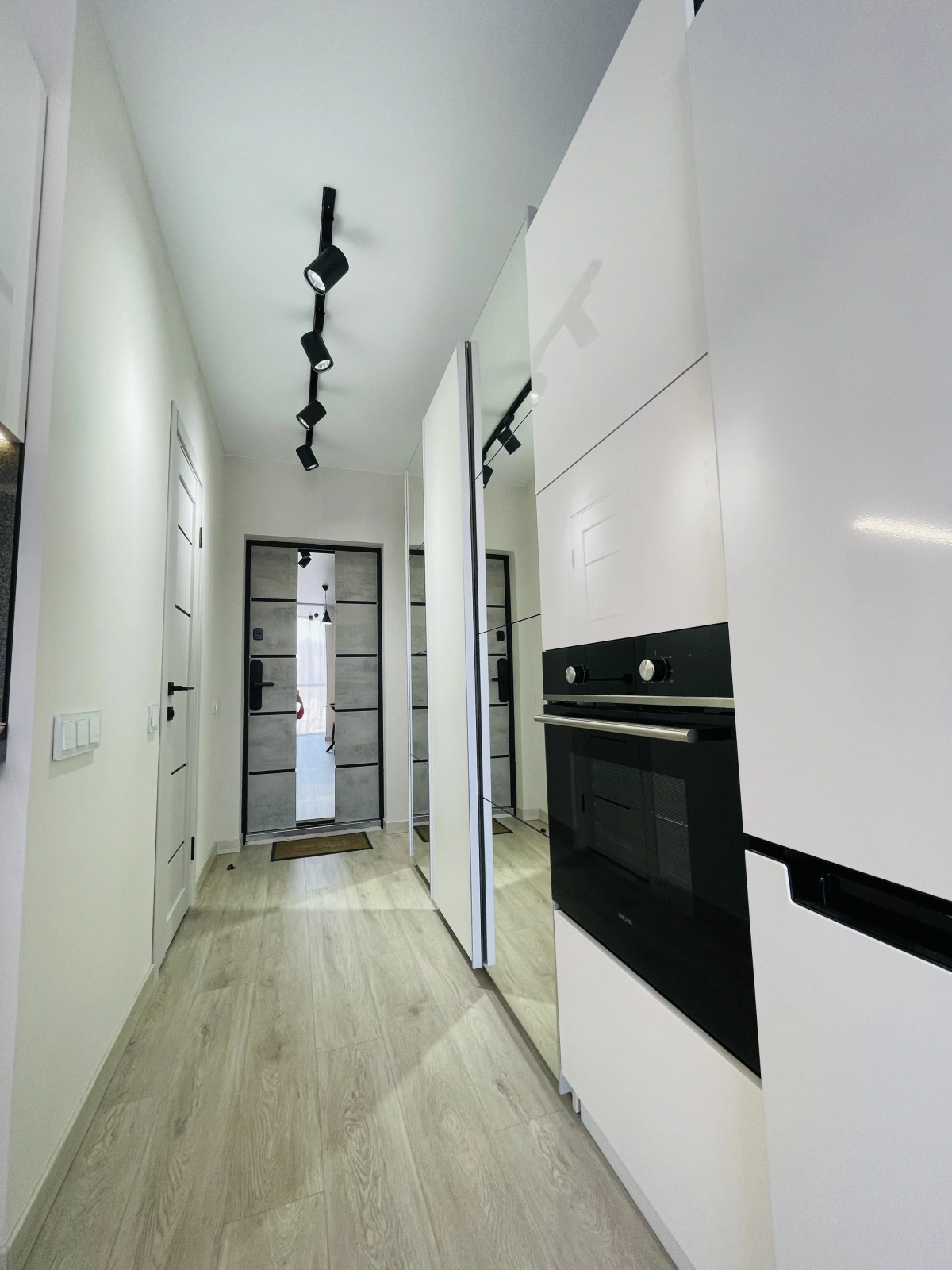 Апартаменты с Видом на Лес и Море